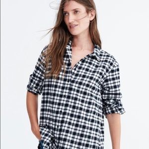 Madewell Black Flannel Oversized Side-button Shirt in Bridgeport Plaid Size M